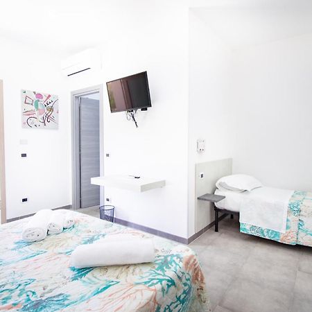 S'Omu E Chicchinu Rooms Кардеду Екстериор снимка
