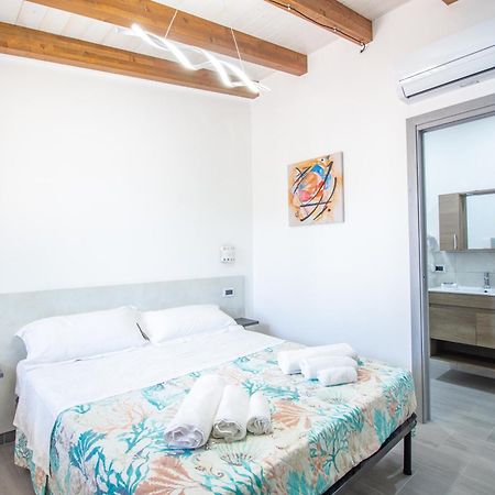 S'Omu E Chicchinu Rooms Кардеду Екстериор снимка